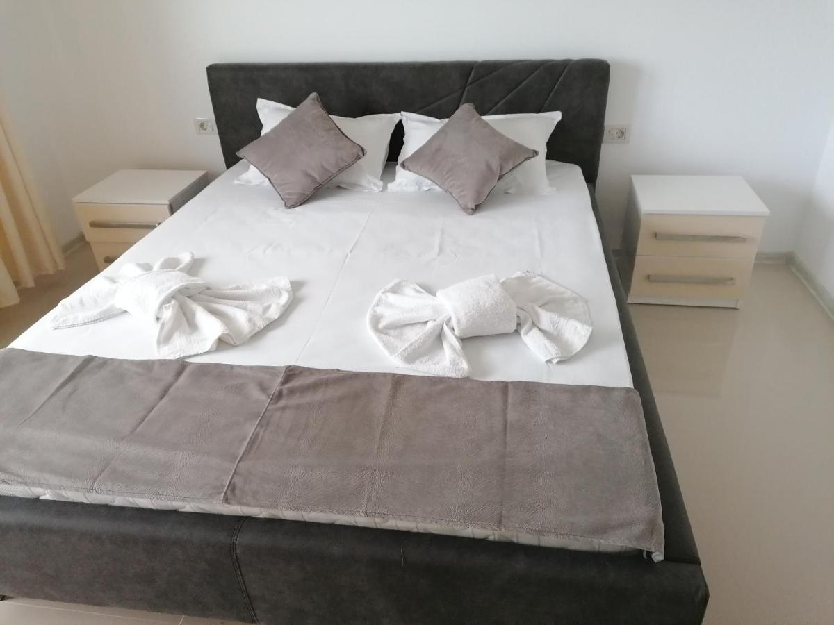 Azamara 호텔 코스티네스티 외부 사진