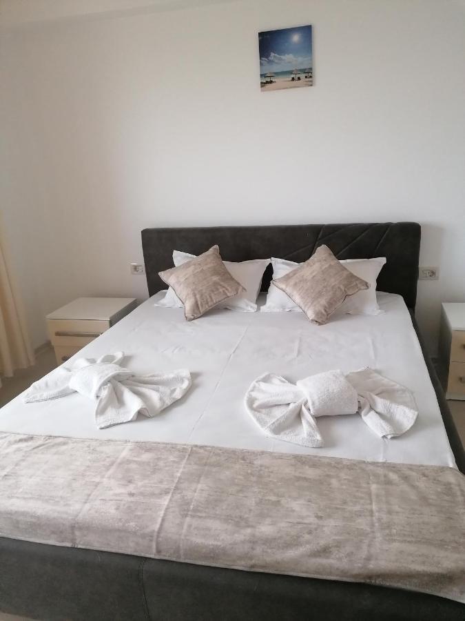 Azamara 호텔 코스티네스티 외부 사진